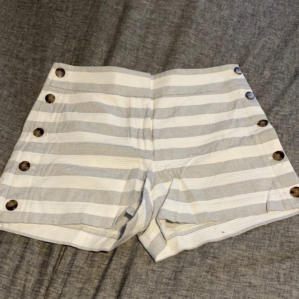Loft Grey & White Stripped Shorts